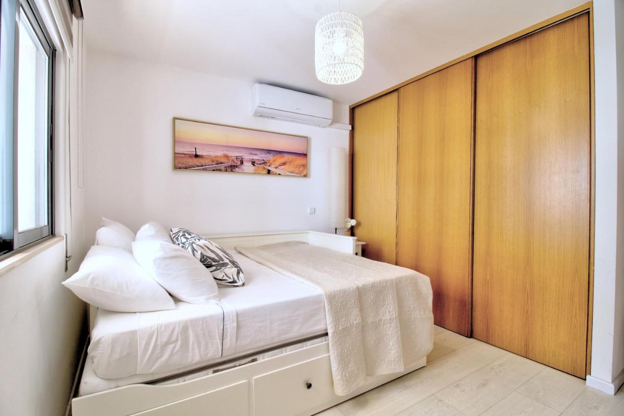Center Location, Ac, Swimming Pool, And Parking Apartment Olhao Bagian luar foto