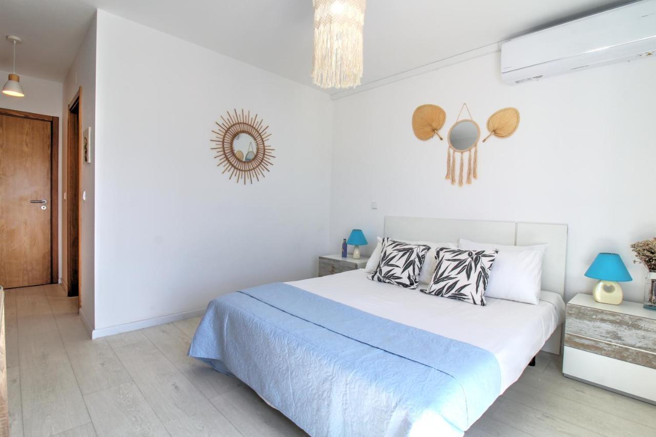 Center Location, Ac, Swimming Pool, And Parking Apartment Olhao Bagian luar foto